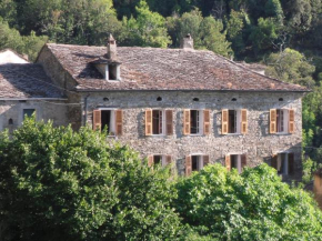 Отель Chambre d'Hôtes La Marlotte  Кастелло-Ди-Ростино